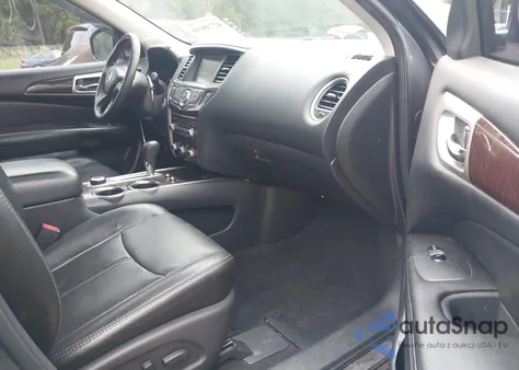 2014 Nissan Pathfinder S/Sv/Sl/Platinum z USA, uszkodzony, nr VIN 5N1AR2MM1EC617461